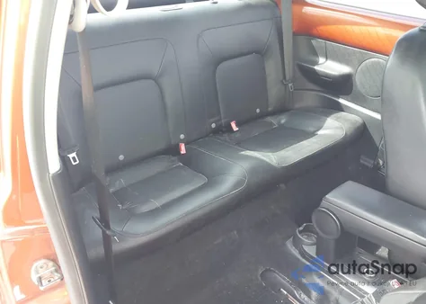 2010 Volkswagen New Beetle 2.5L Red Rock Edition z USA, uszkodzony, nr VIN 3VWRW3AG1AM034723